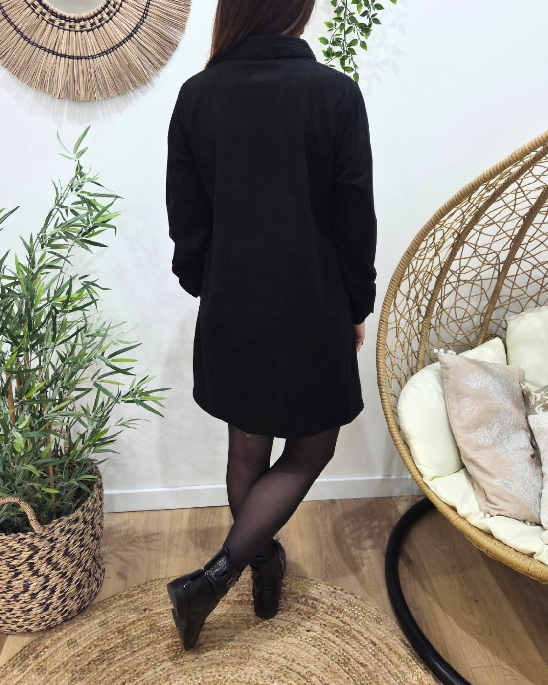 Robe chemise noire velours côtelé femme Aelys