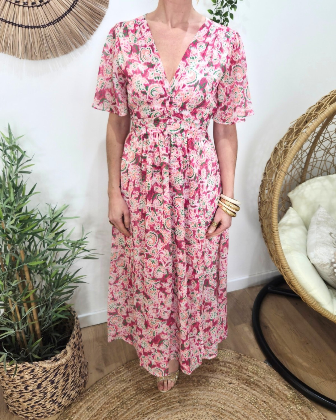 Robe longue femme rose motifs fleuris verts corail Aora