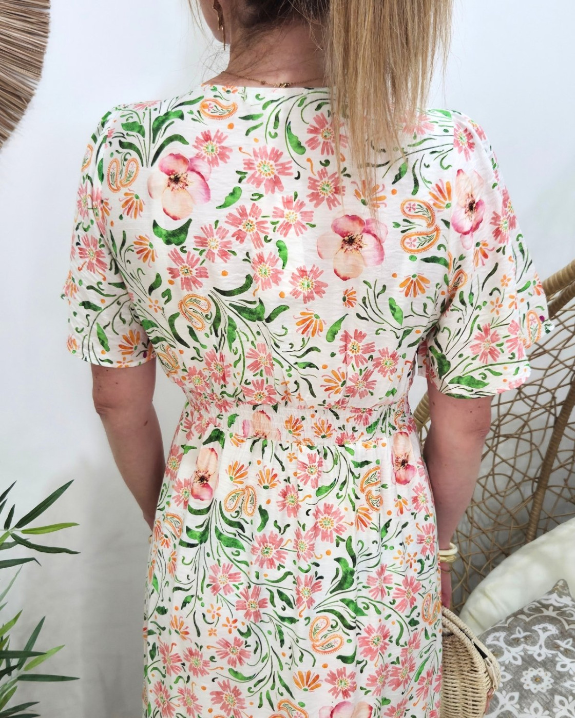  Robe longue femme écru motifs fleuris verts roses corail