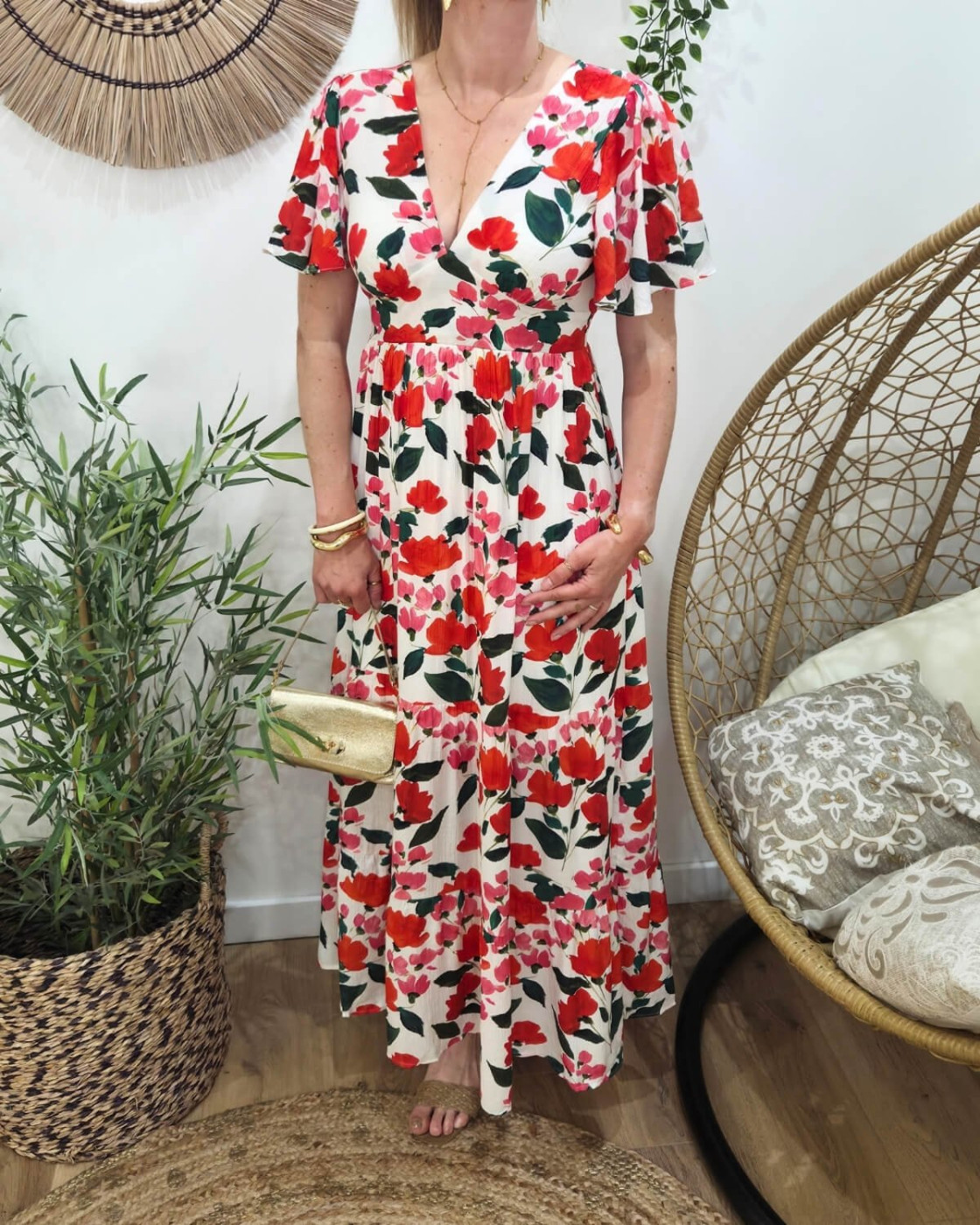  Robe longue femme écrue fleurs roses rouges et vertes Edoarda