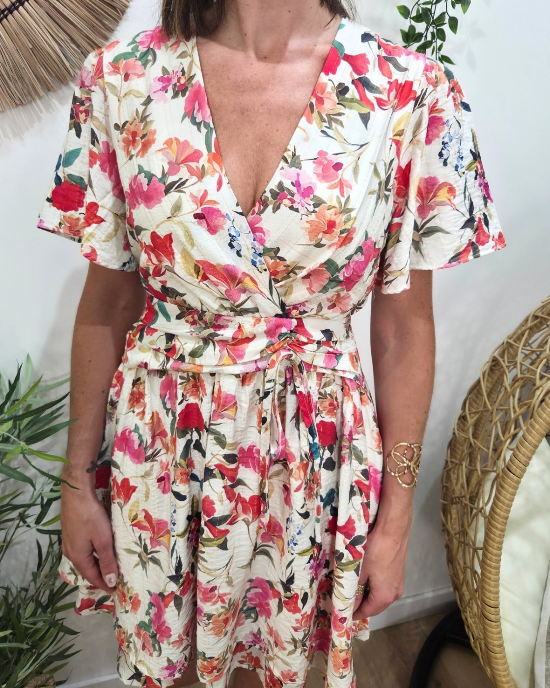  Robe courte femme écrue fleurs roses orangées Aurelia