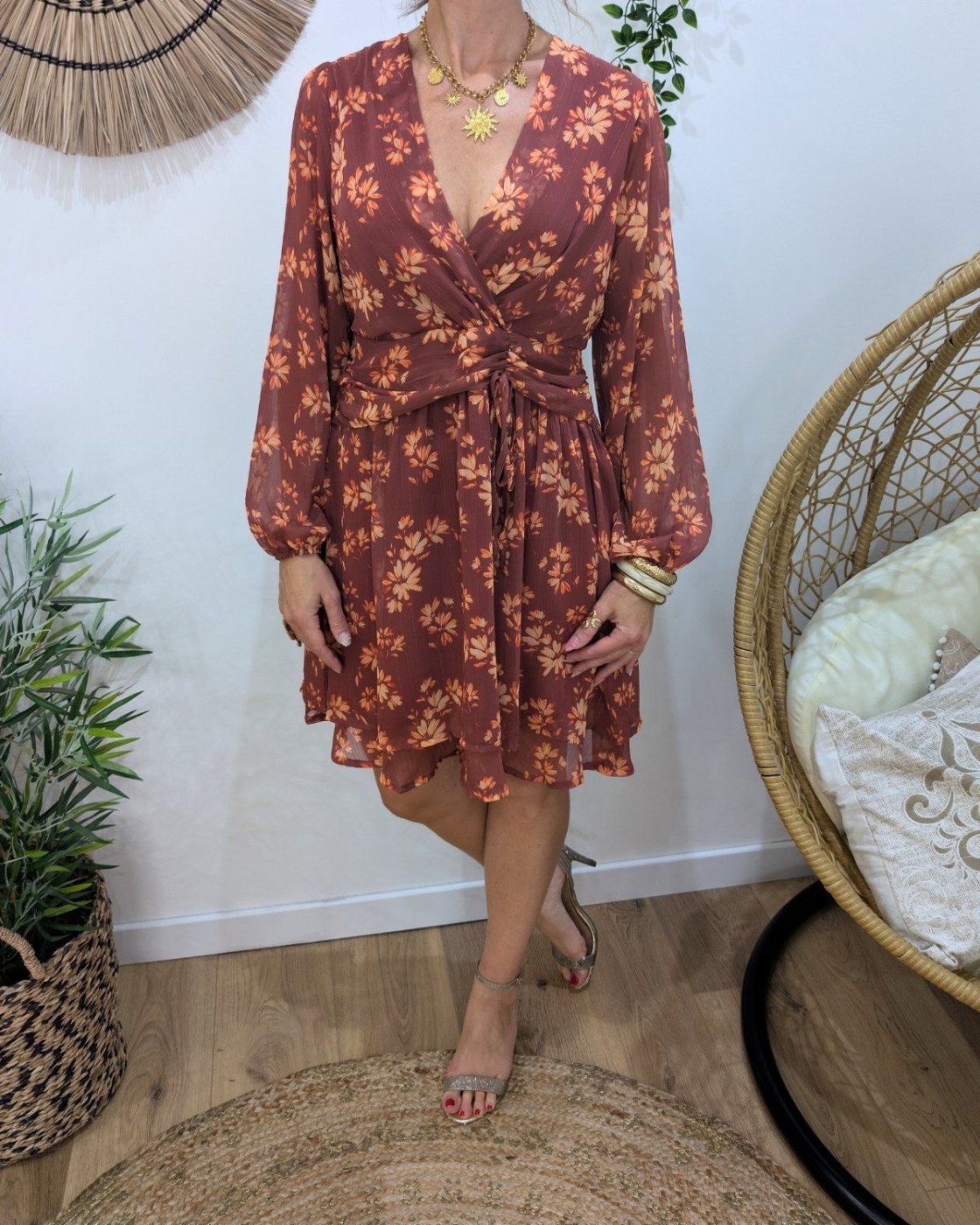  Robe courte femme terracotta motifs fleuris liseré cuivré