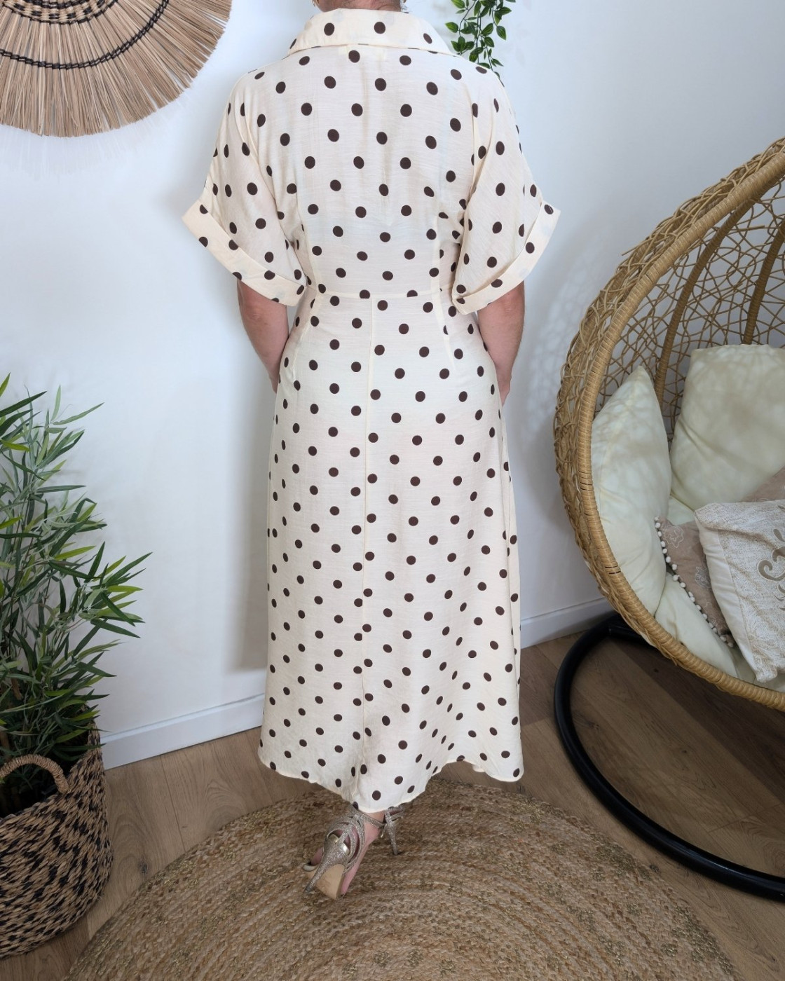  Robe longue femme chemise nouée à pois beige et marron
