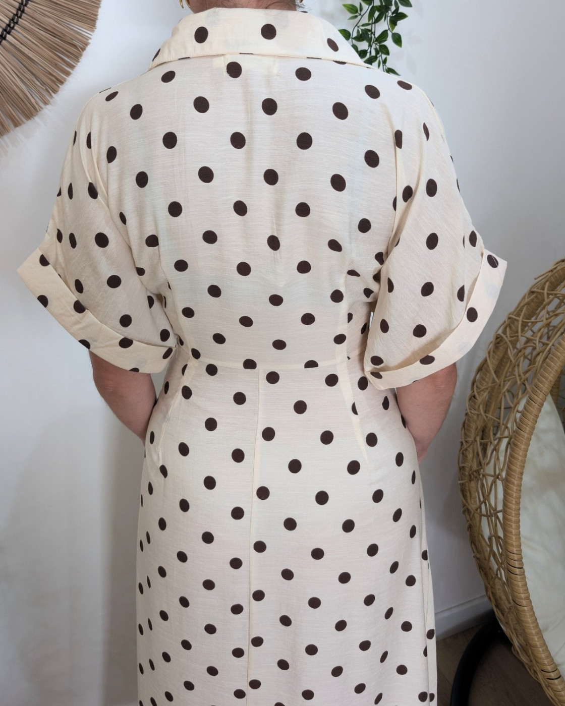  Robe longue femme chemise nouée à pois beige et marron