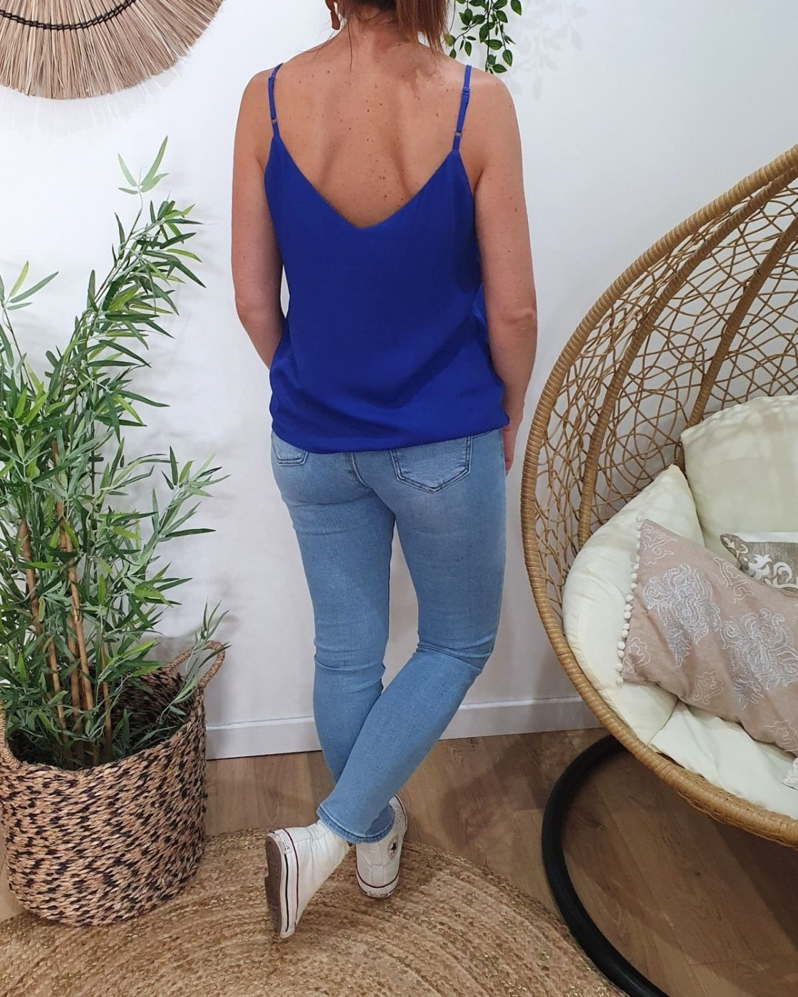 Top femme à bretelles bleu roi Isaé