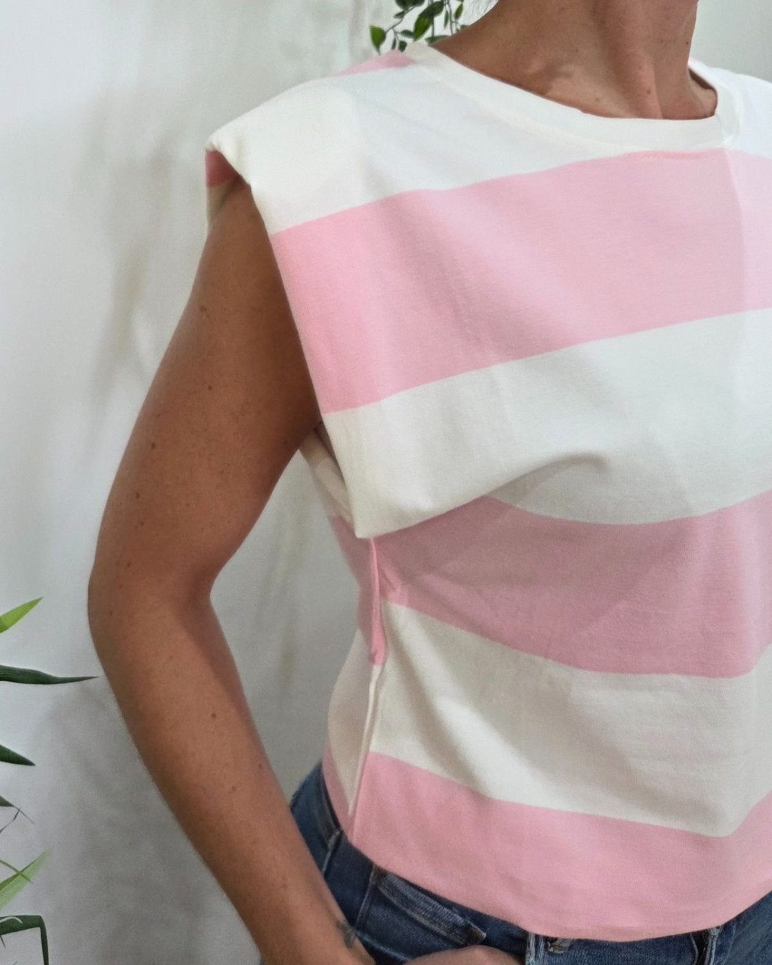 T-Shirt femme épaulette rayé blanc et rose
