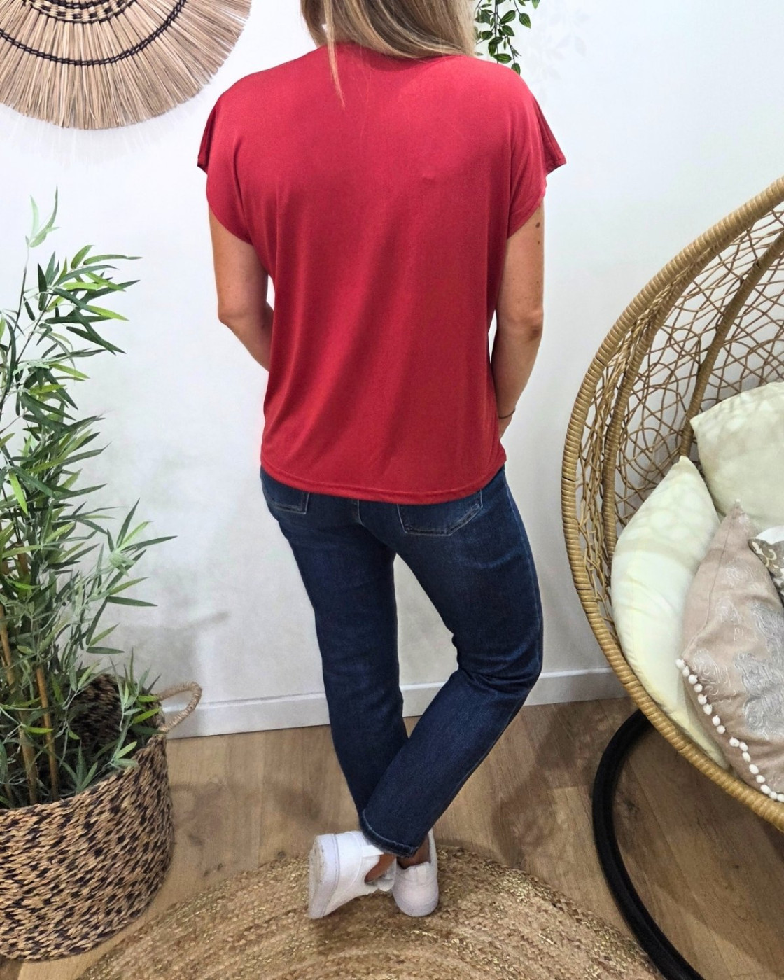 T-Shirt femme uni rouge col V Irènea