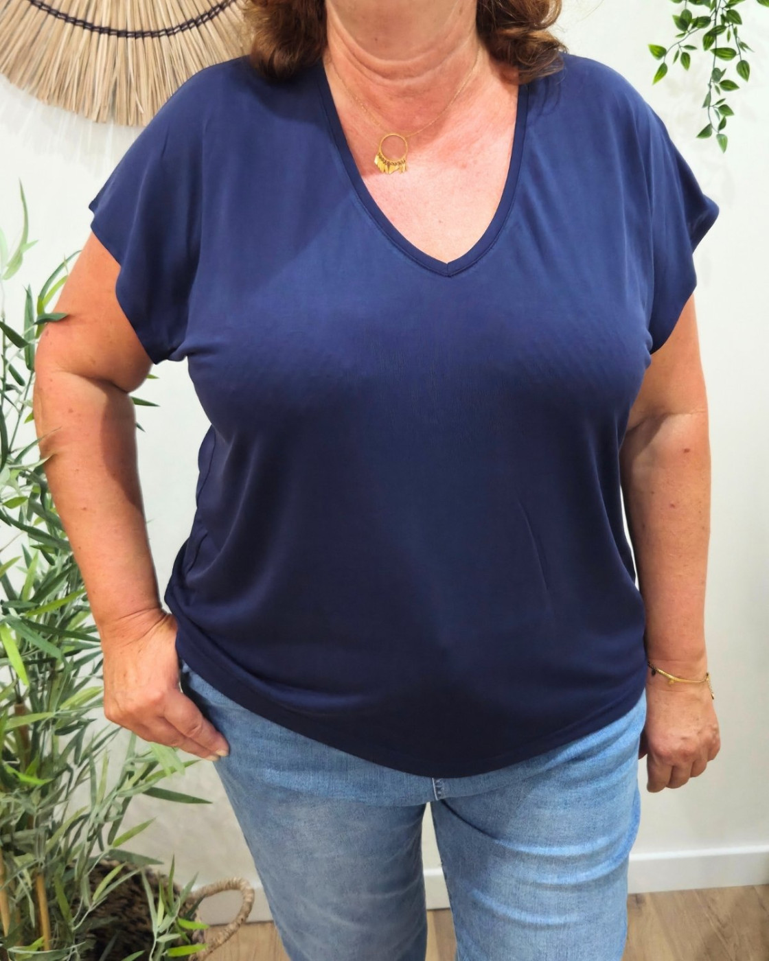 T-Shirt femme uni bleu marine col V Irènea