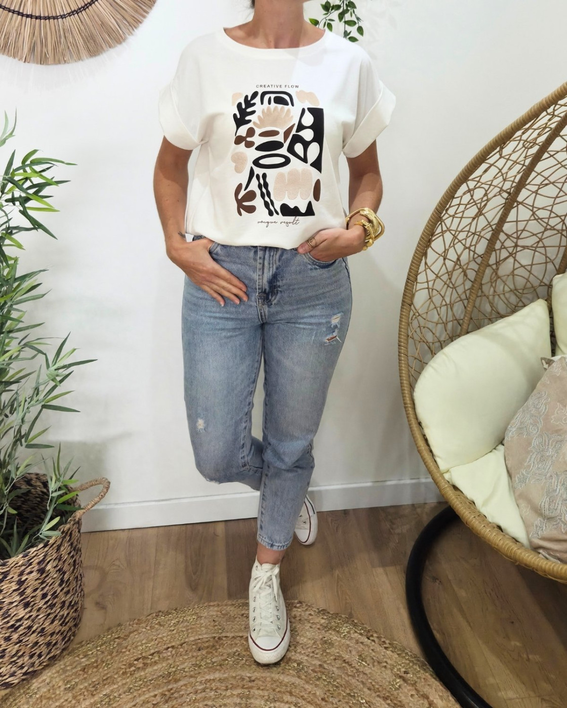 T-Shirt femme blanc motifs noirs marrons creative flow