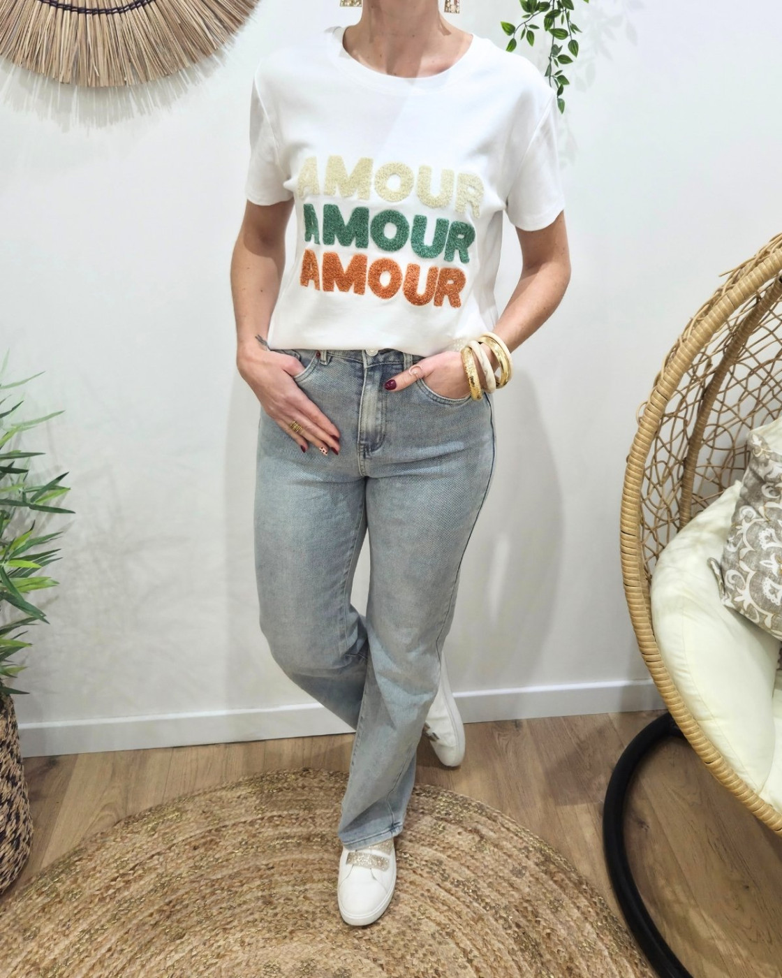 T-Shirt femme AMOUR moumoute beige vert rose