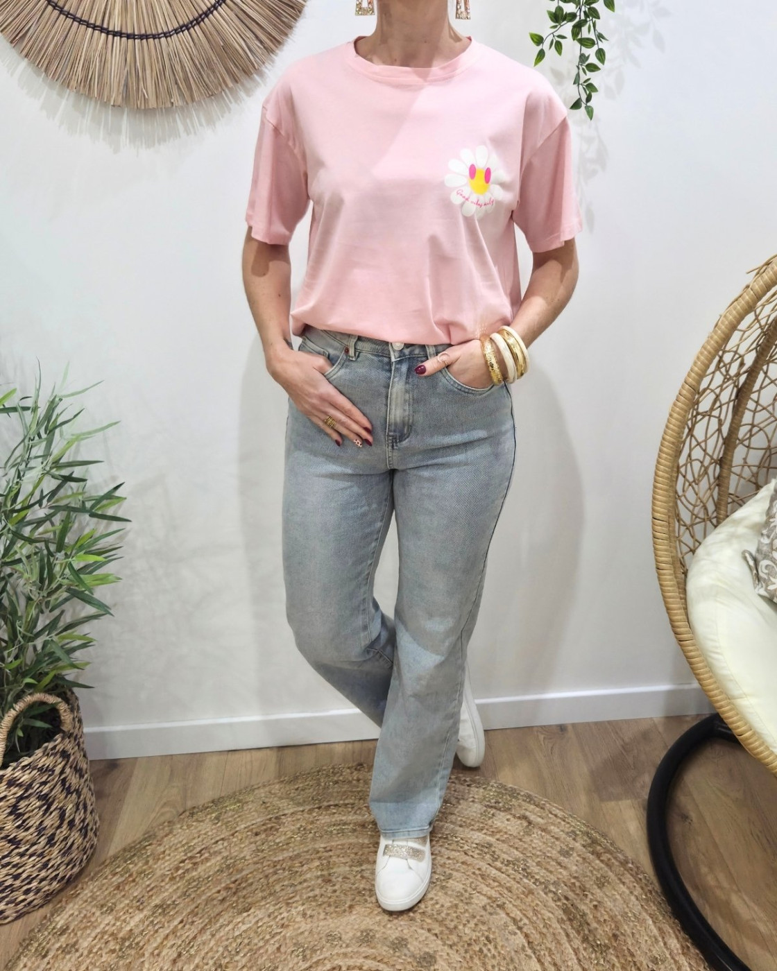 T-Shirt femme rose fleurs good vibes Only