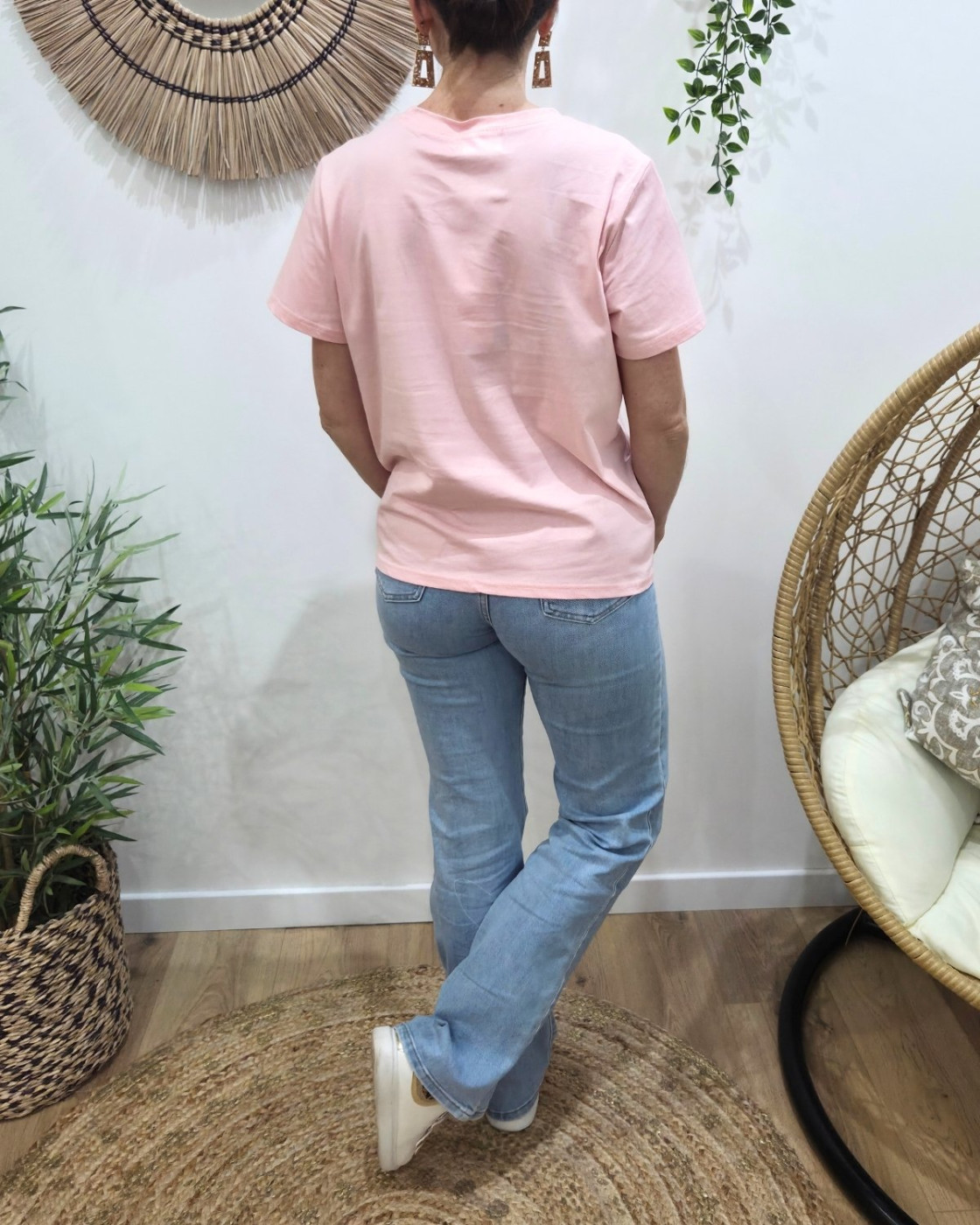 T-Shirt femme rose broderie tasse de café