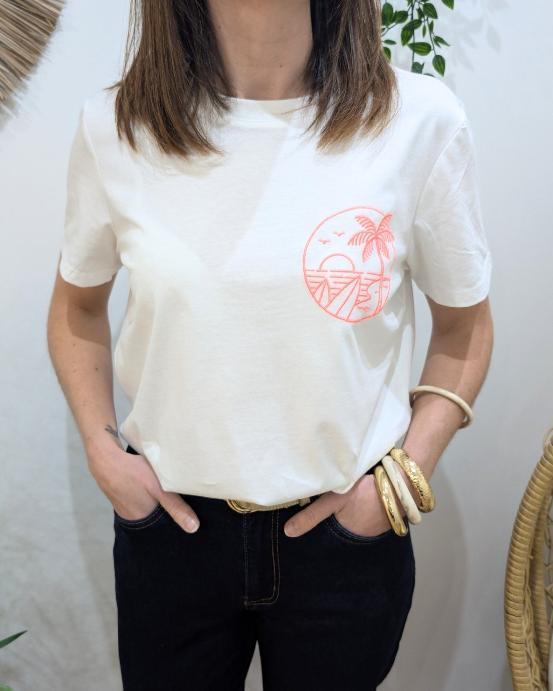 T-shirt femme blanc broderie surf rose