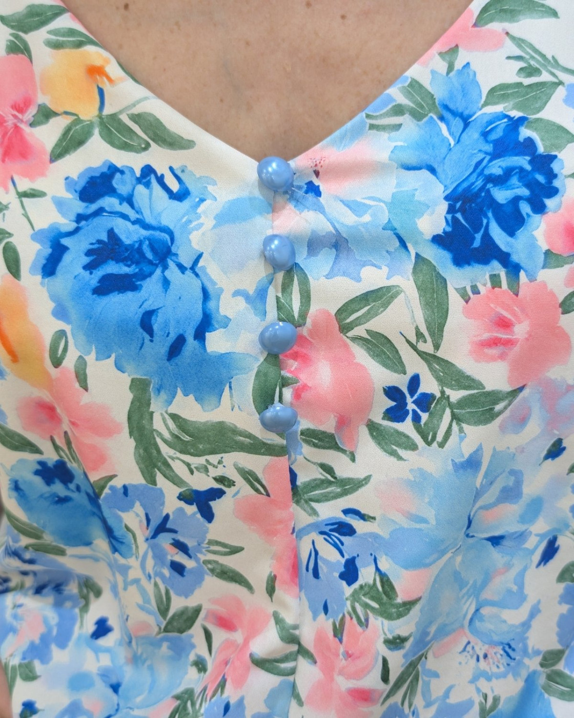 Top femme fleuri bleu Raissa