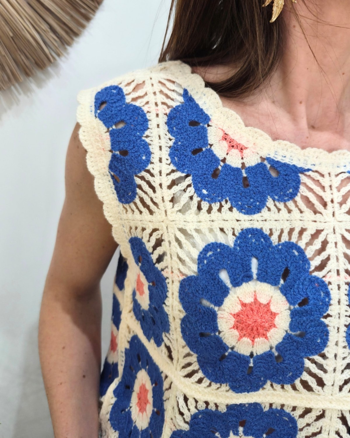 Top femme crochet bleu et rose