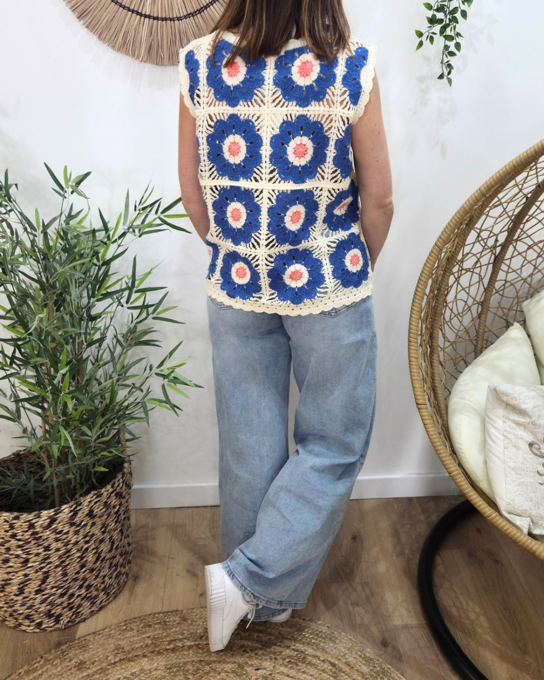 Top femme crochet bleu et rose
