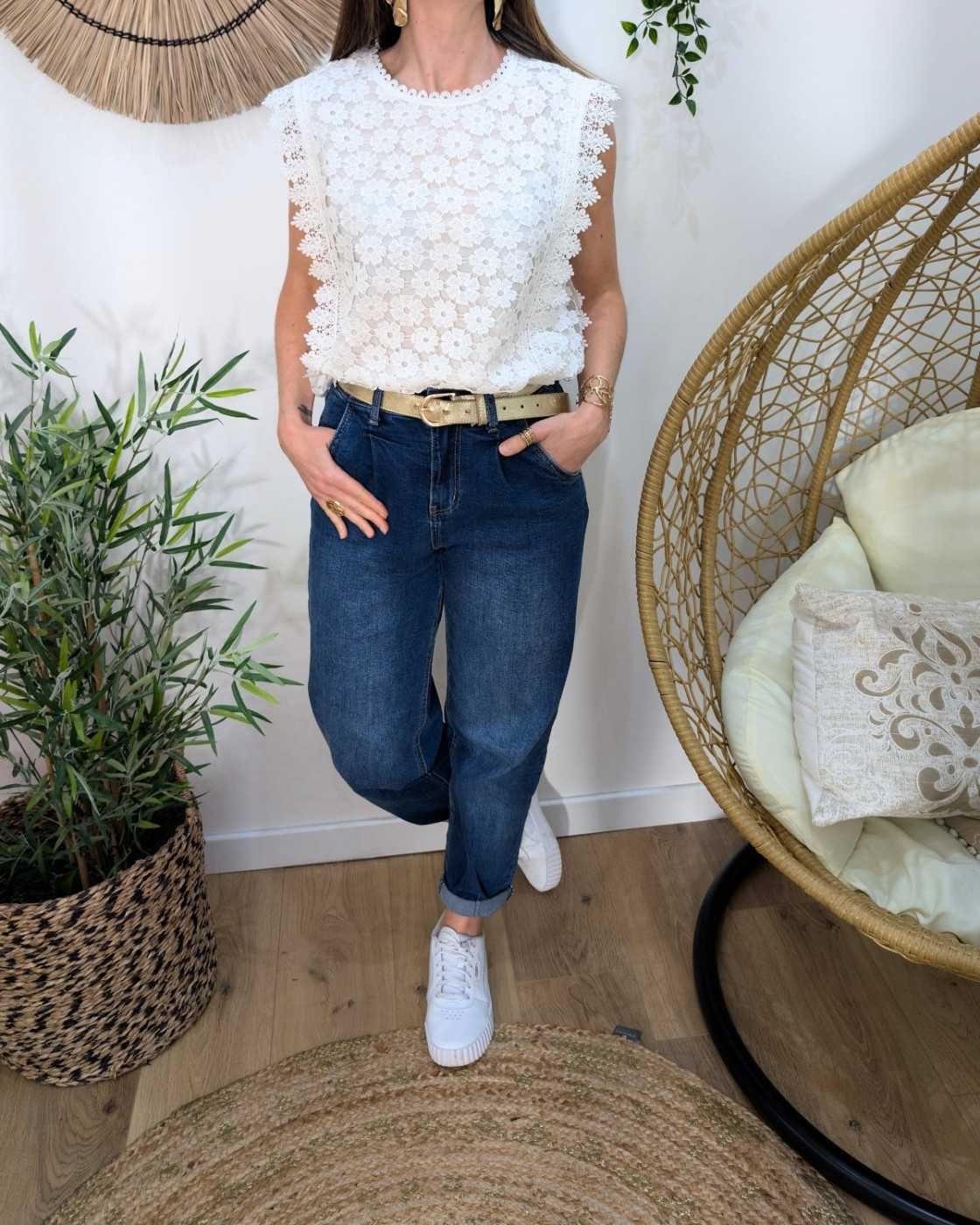 Top femme dentelle de fleurs blanche Ippolita
