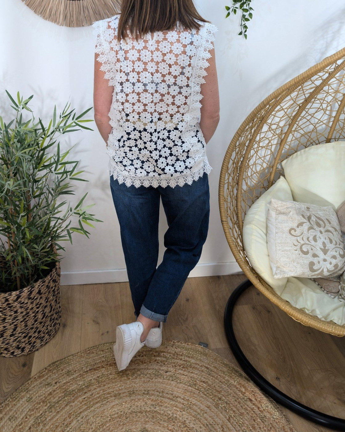 Top femme dentelle de fleurs blanche Ippolita