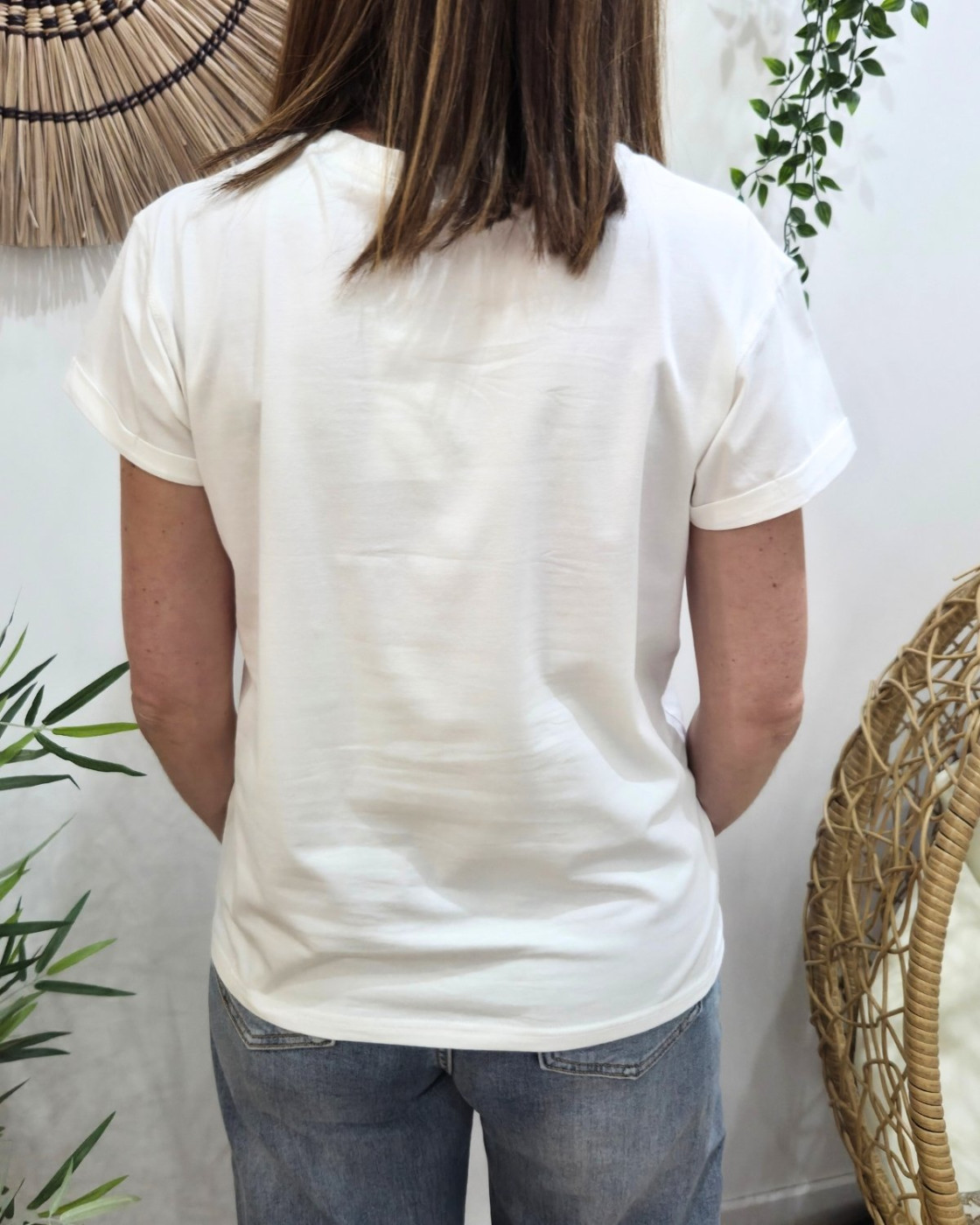 T-shirt femme blanc coeur brodé petites marguerites jaunes