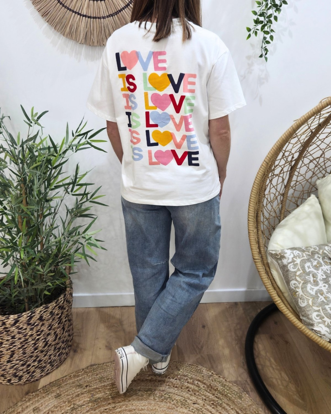 T-shirt femme blanc love is love multicolore