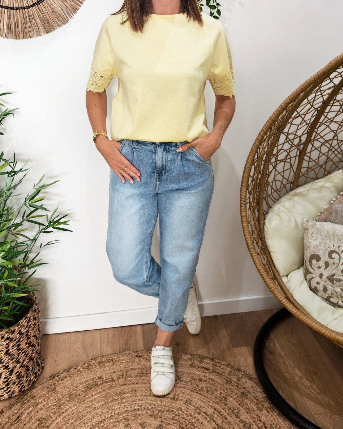 Top femme jaune manches brodées Halyna