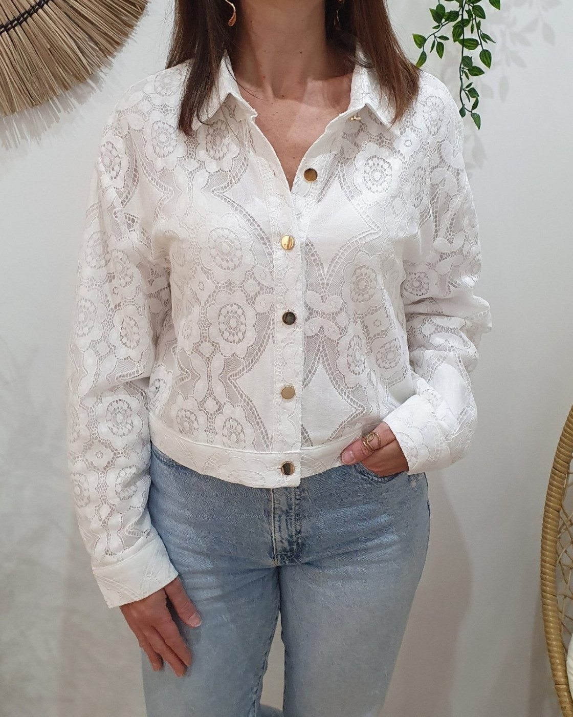 Veste femme fine courte écrue dentelle