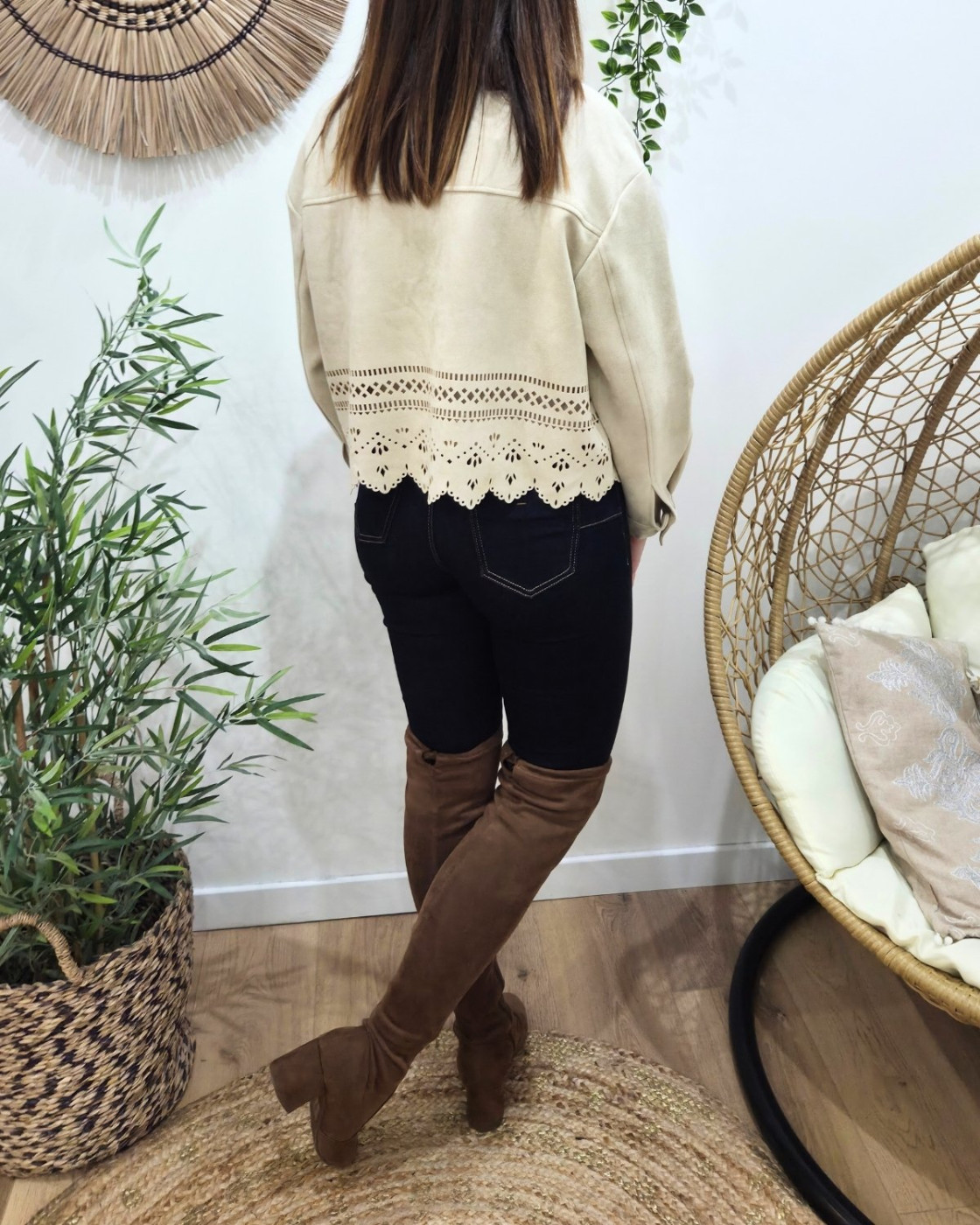 Veste femme suédine ajourée beige Ysoria