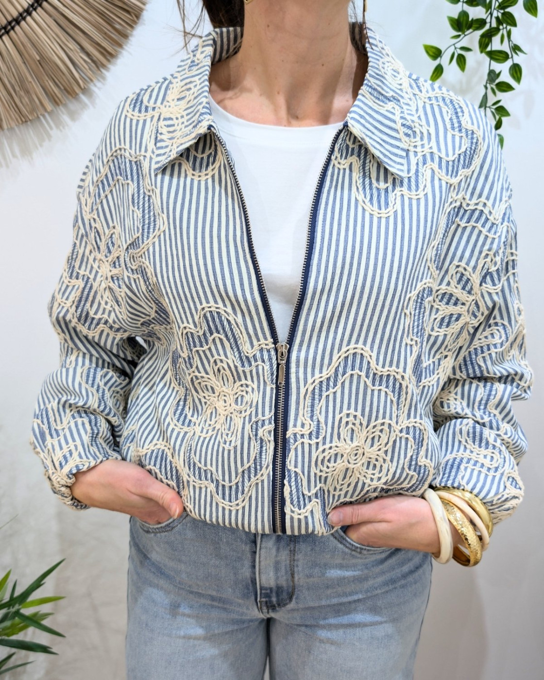 Bombers femme rayé à broderies beige et bleu jean Adélija