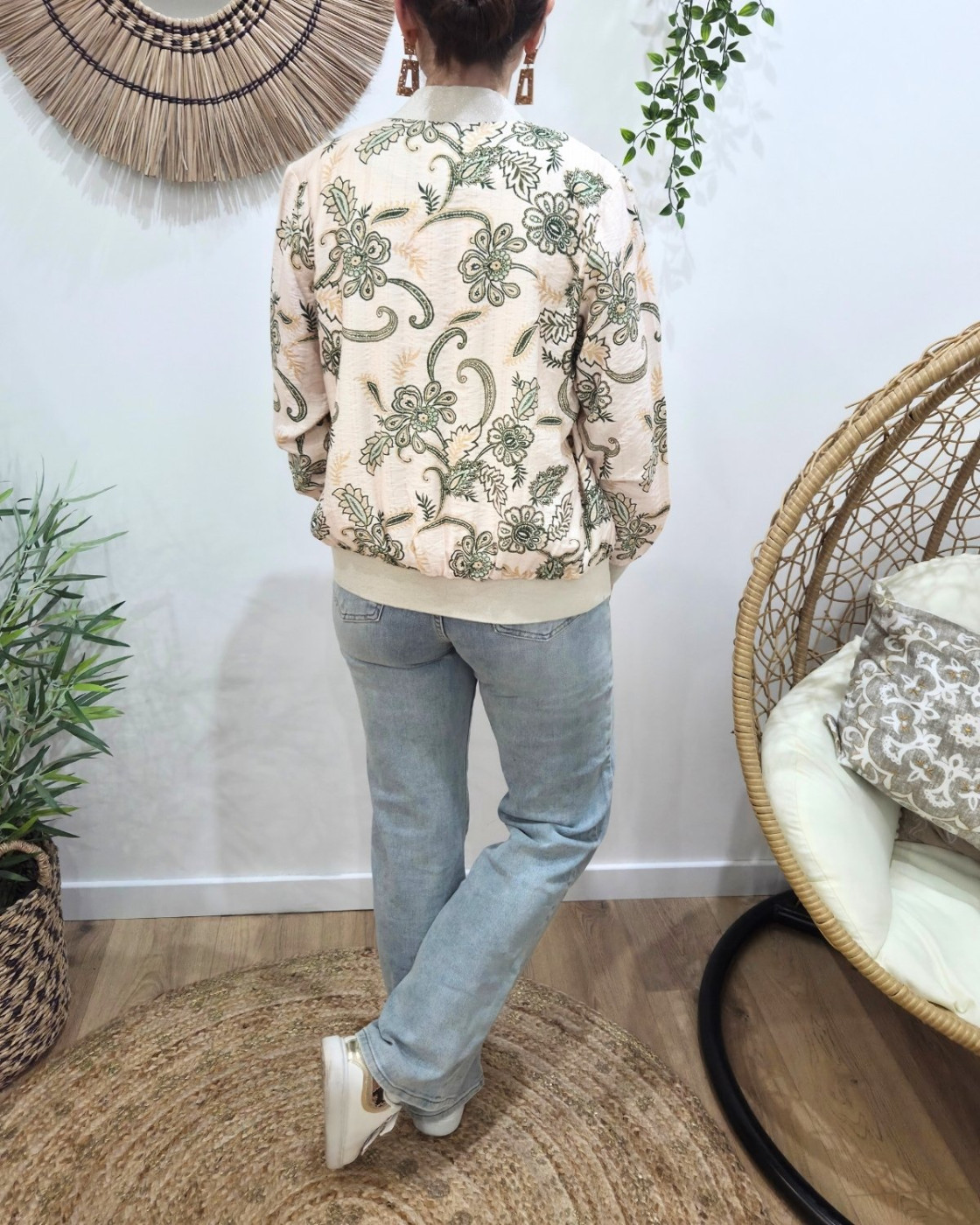 Bombers femme beige à motifs fleuris verts Marcella
