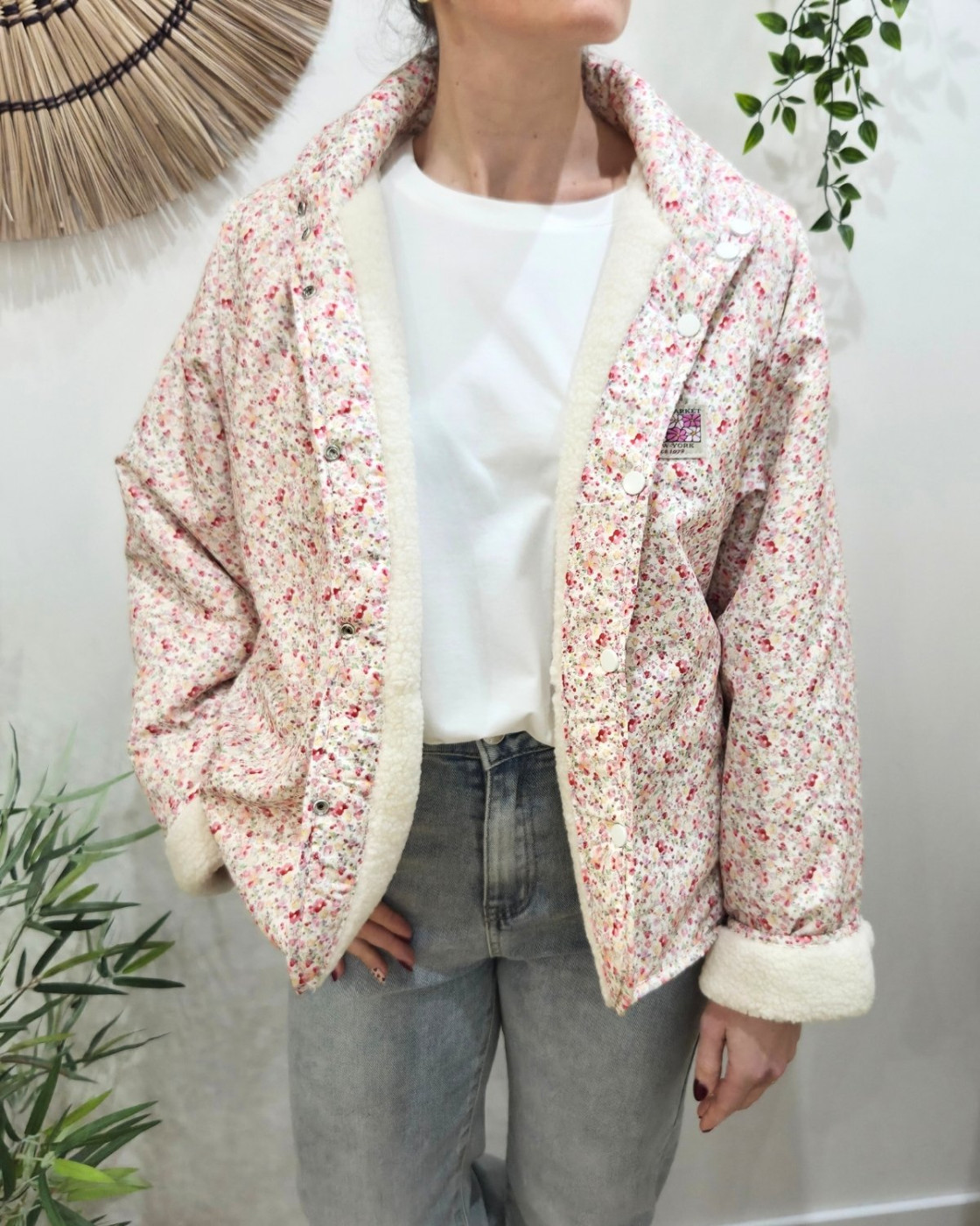 Veste femme à pressions imitation mouton réversible - écru floral