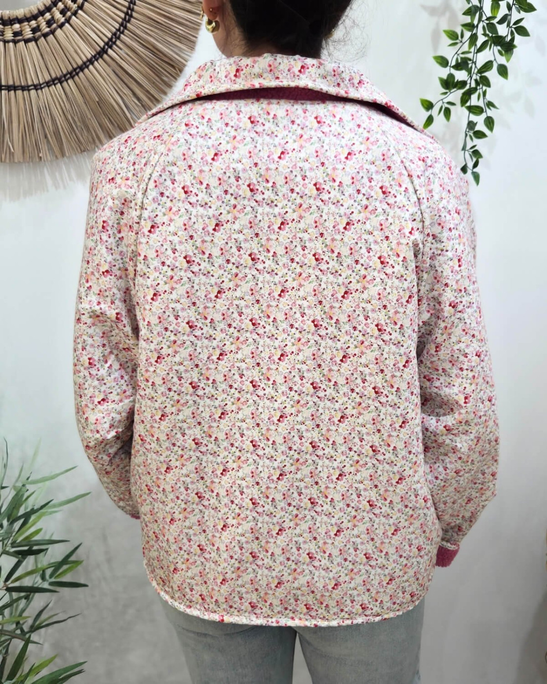 Veste femme à pressions imitation mouton réversible - rose floral