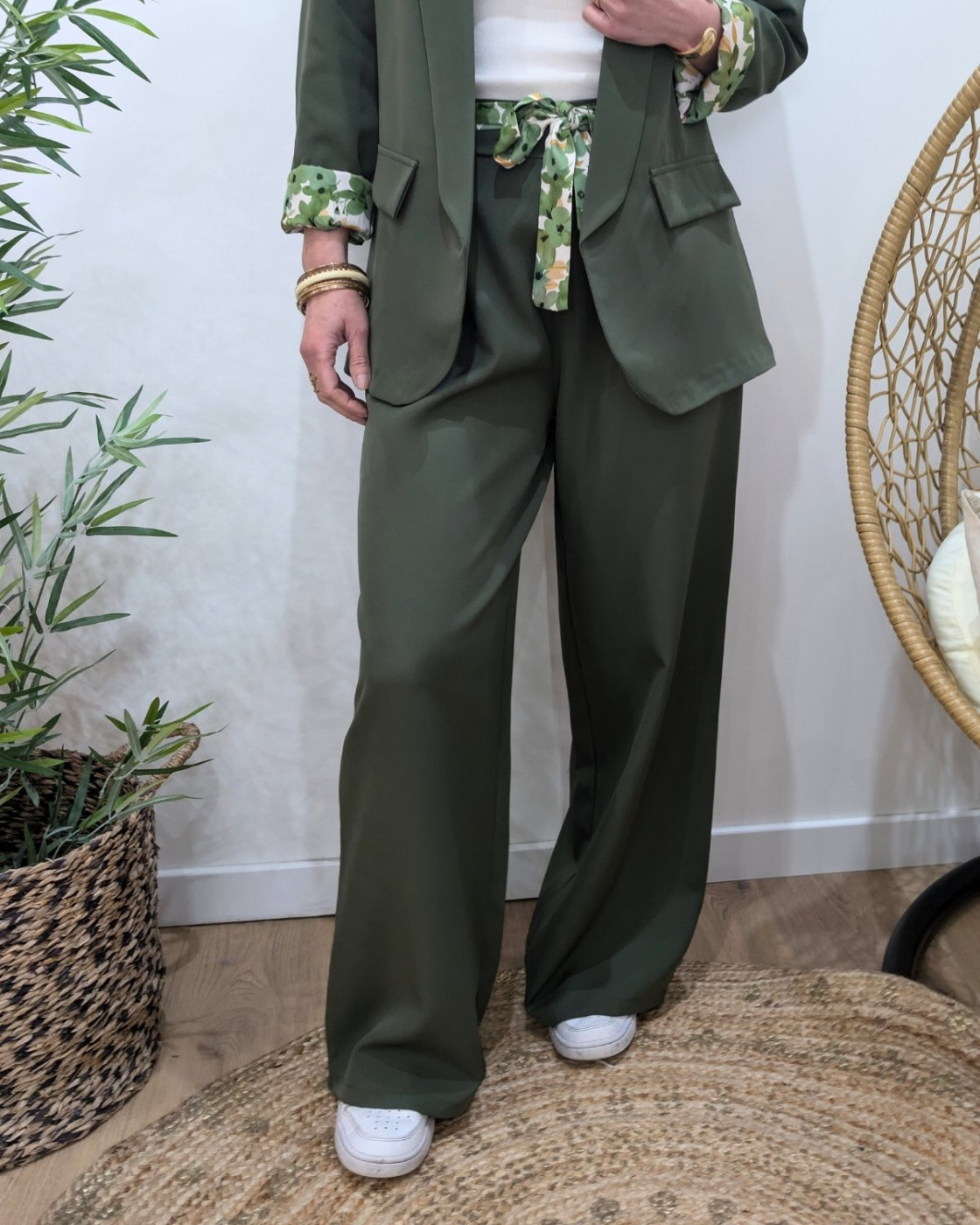 Pantalon fluide femme kaki ceinture fleurie Malea