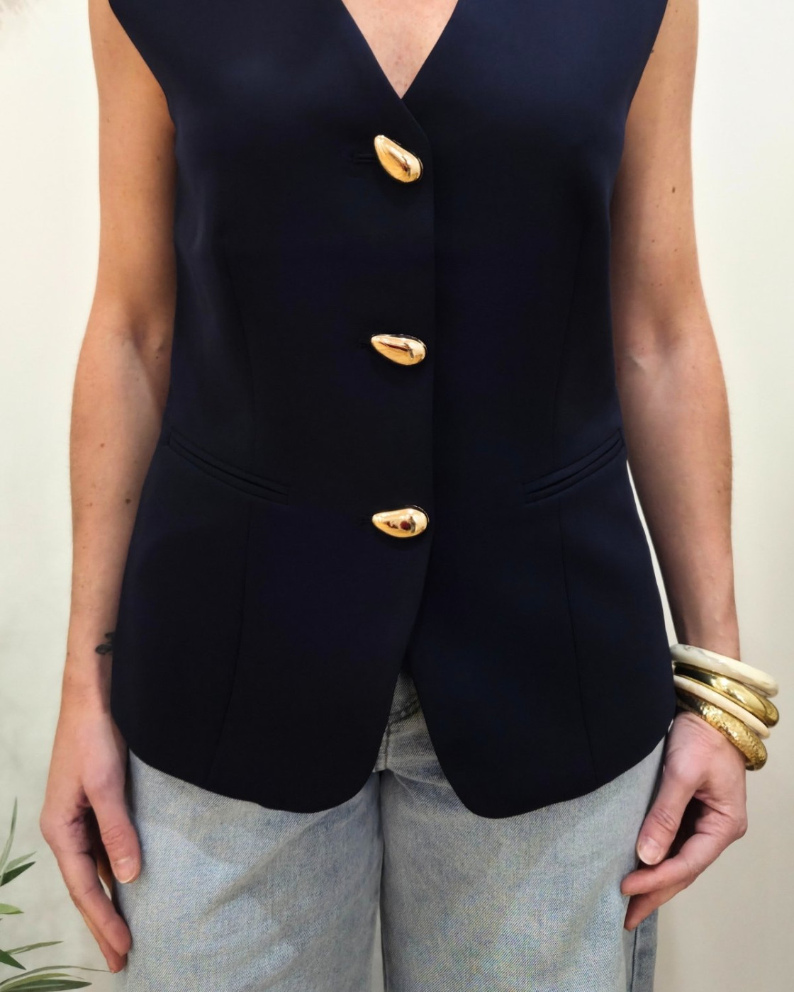Veste sans manches femme marine boutons dorés Elio