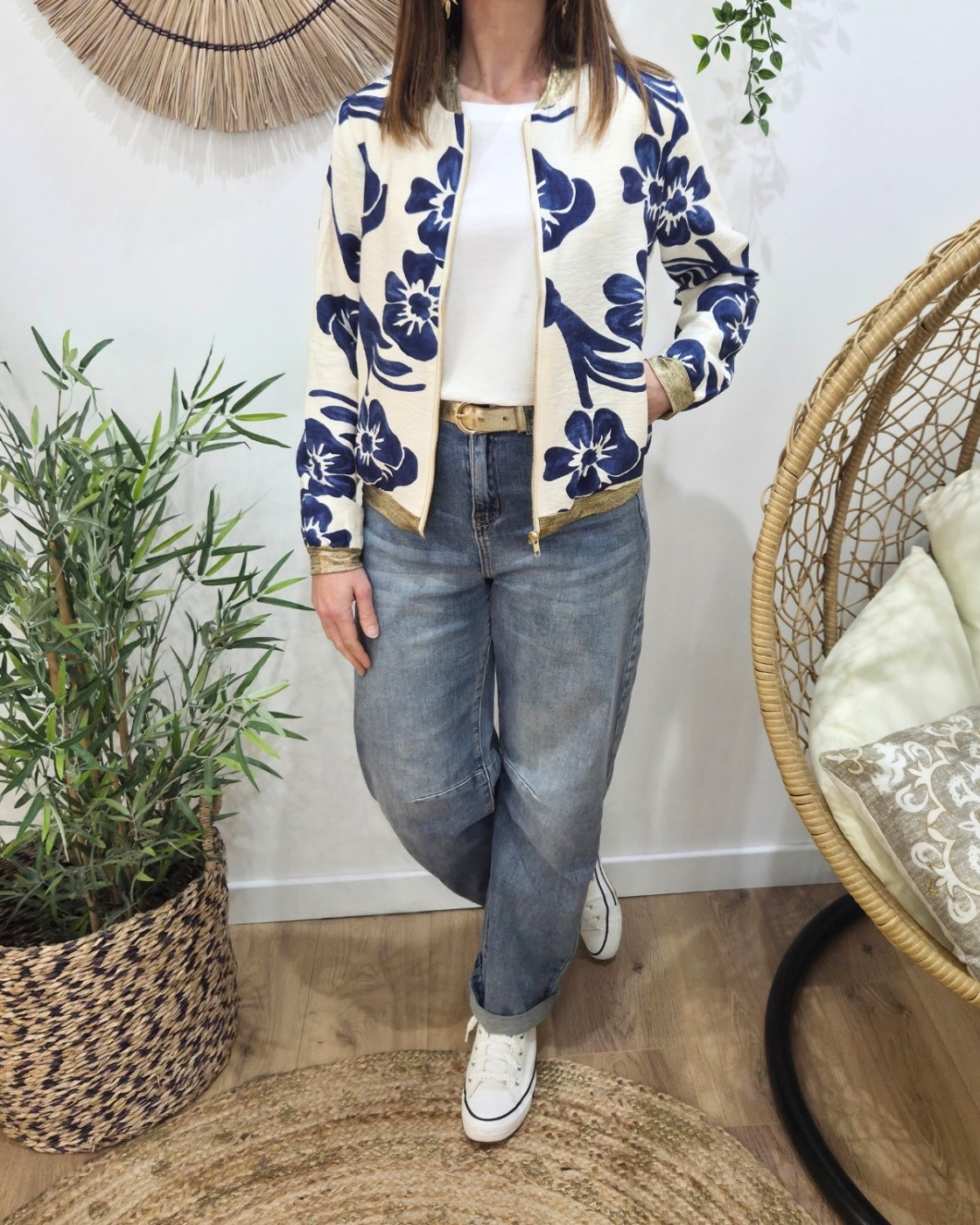 Bombers femme écru fleurs bleues Ludovica