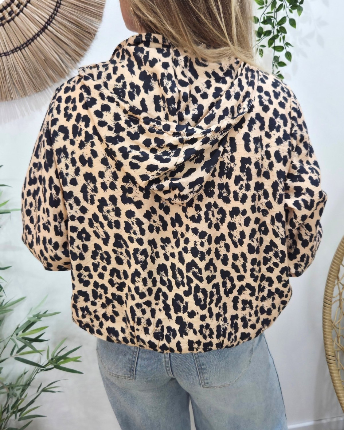 Veste femme à capuche léopard camel et noir