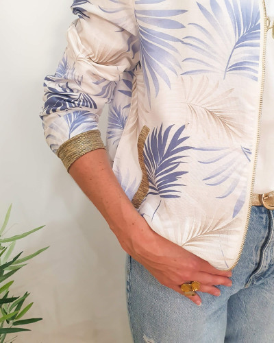 Bombers femme écru feuillages bleus et beiges Ombelline