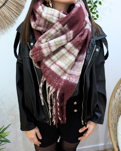 Echarpe à carreaux liserés argentés