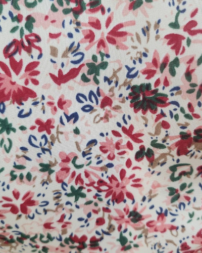 Blouse femme écrue petites fleurs rouges cerises et vertes