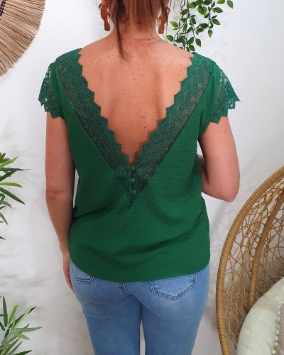 Blouse femme verte dos et manches dentelle Enya