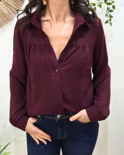 Chemisier femme bordeaux poitrine dentelle Olwen