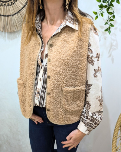 Gilet femme sans manche bouclettes camel Candice