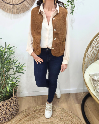 Gilet femme sans manche bouclettes camel Alya