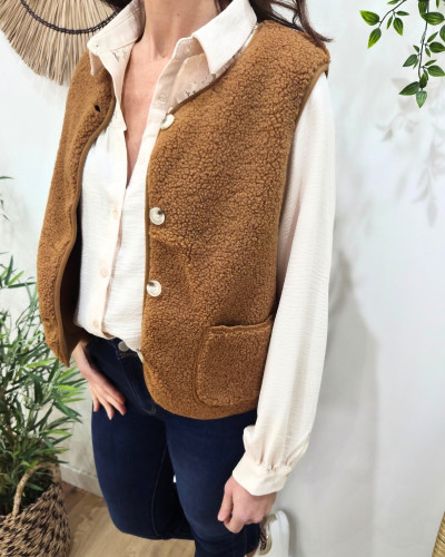 Gilet femme sans manche bouclettes camel Alya