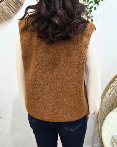 Gilet femme sans manche bouclettes camel Alya