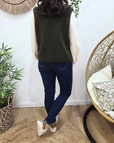 Gilet femme sans manche bouclettes kaki Alya