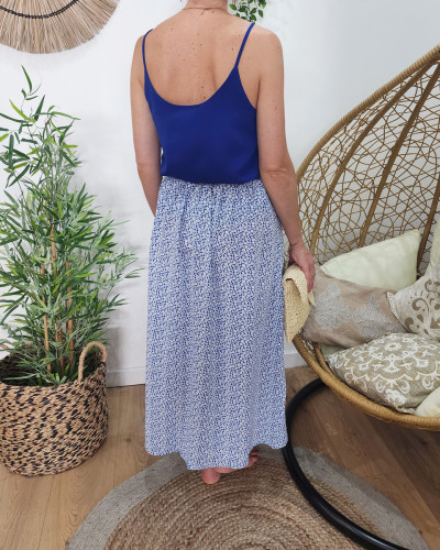 Jupe femme mi-longue boutonnée bleu roi petites fleurs blanches