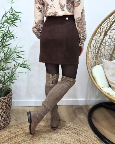 Jupe courte femme suédine marron boutons dorés