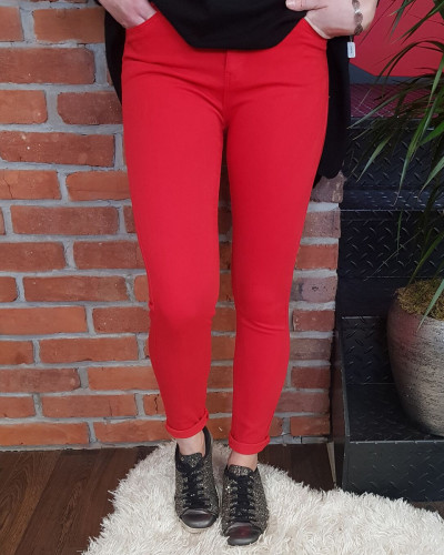 Pantalon rouge hotsell taille haute