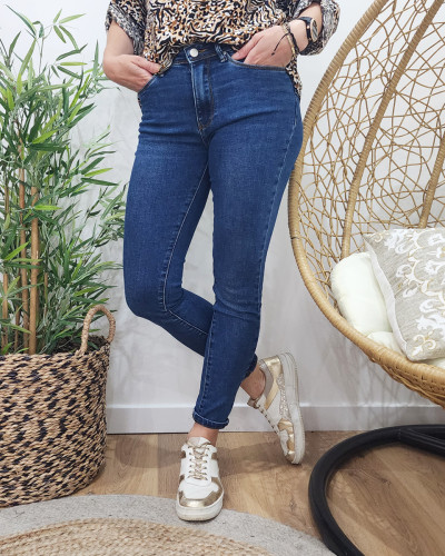 Jean femme skinny leg push up taille haute