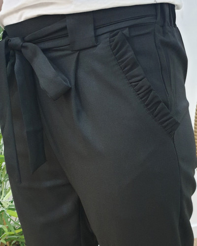 Pantalon femme fluide paper bag noir poches à volants